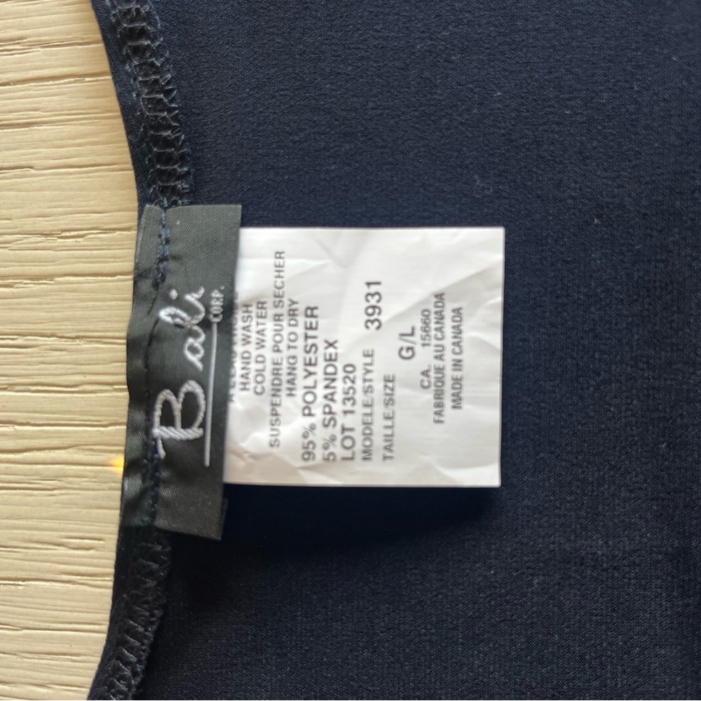 Bali Classic Navy Tank Top - Picture 4 of 4
